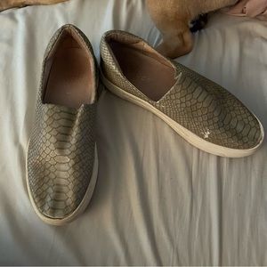 SNAKE SKIN SLIP ONS